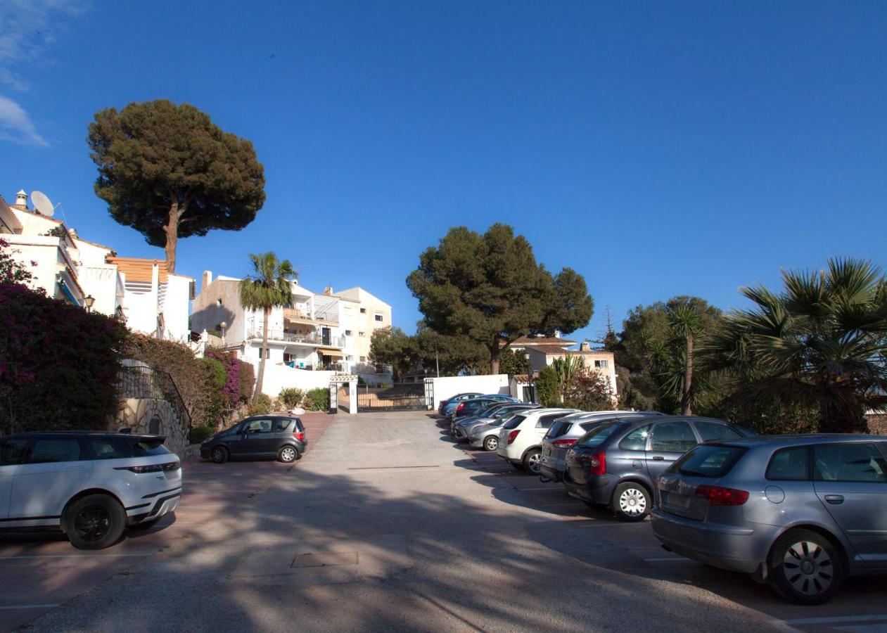 Agradable Adosado Con Piscina La Hidalga Villa Benalmádena Kültér fotó